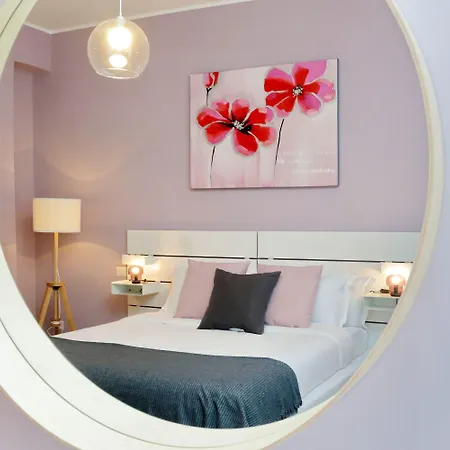 Elegant 3-bed 10' Termini Wi-fi Ac *