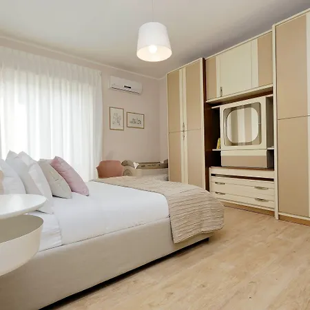 아파트 Elegant 3-bed 10' Termini Wi-fi Ac 로마