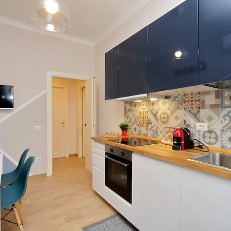 Elegant 3-bed 10' Termini Wi-fi Ac