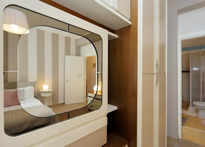 Lägenhet Elegant 3-bed 10' Termini Wi-fi Ac
