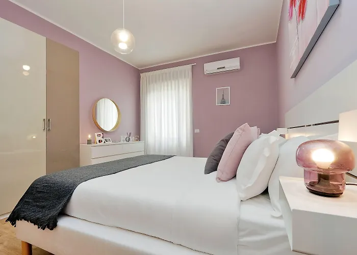 Elegant 3-bed 10' Termini Wi-fi Ac Lägenhet Rom