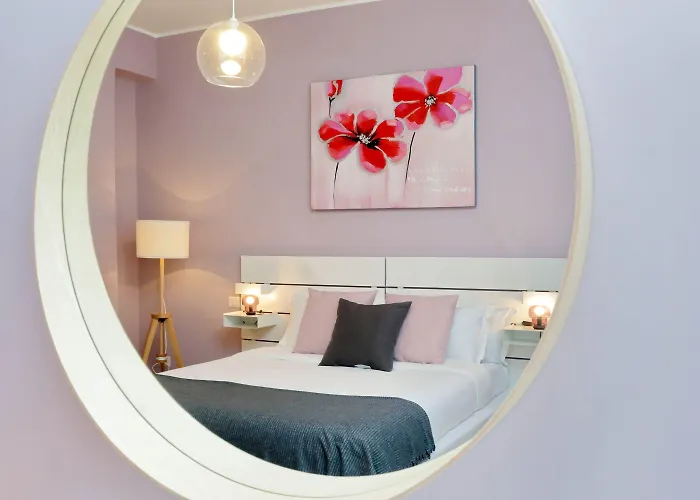 Elegant 3-bed 10' Termini Wi-fi Ac *