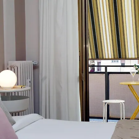 Elegant 3-bed 10' Termini Wi-fi Ac *