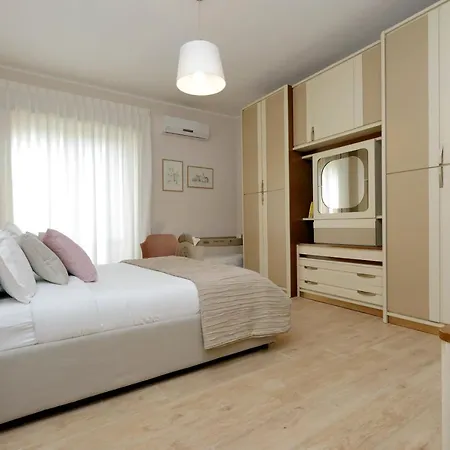 アパート Elegant 3-bed 10' Termini Wi-fi Ac